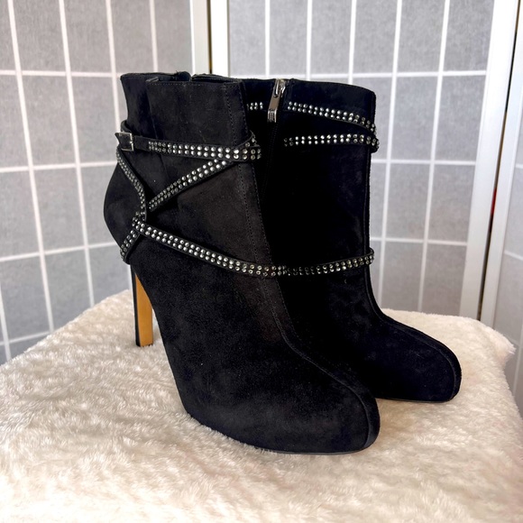 Vince Camuto Shoes - Vince Camuto Black Suede Leather Stiletto Ankle Booties, Sz 10